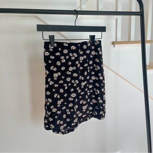 Hollister Daisy Skirt Ultra High Rise XS